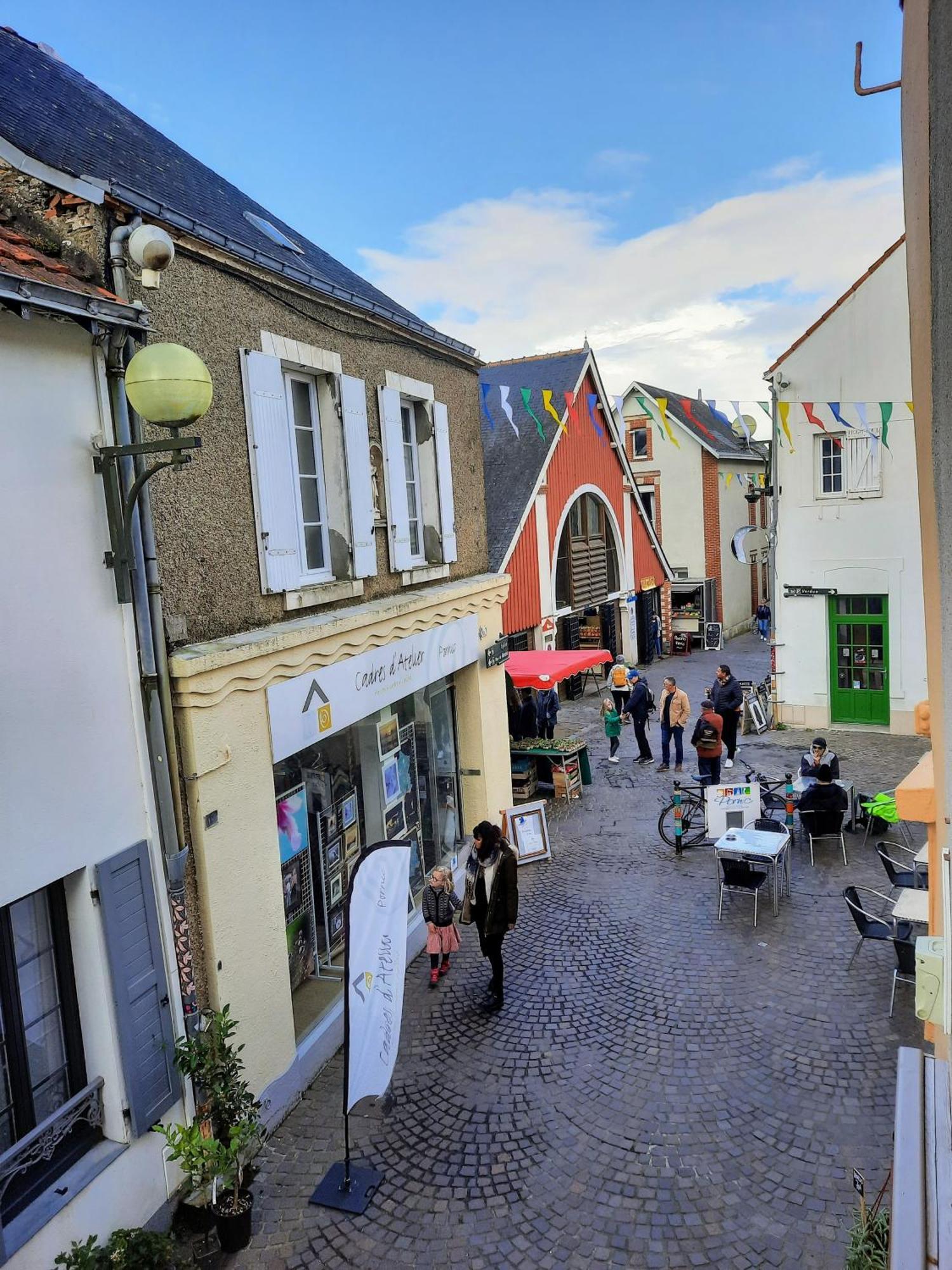 Le Createur - Au Coeur De La Ville Haute Pornic Exterior photo